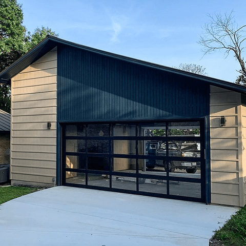 Puertas seccionales de aluminio en perspectiva